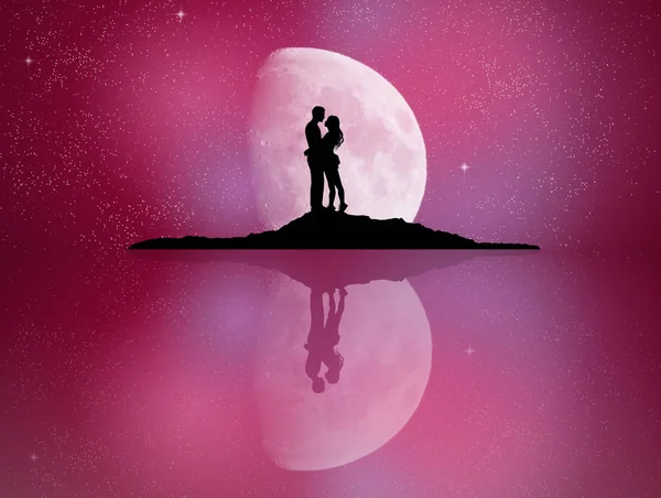 Verliebte spiegeln sich im Mondlicht — Stockfoto