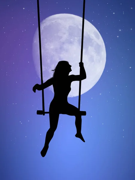 Chica mirando la luna en swing — Foto de Stock