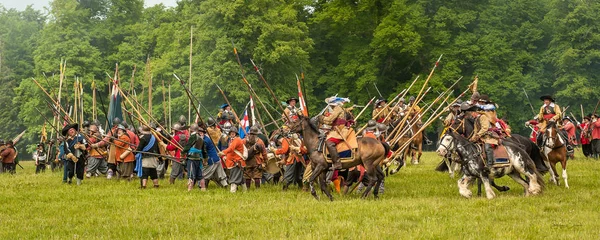 Engelse burgeroorlog slag scène — Stockfoto