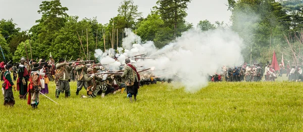 Englische Bürgerkriegsschlachtszene Stockbild