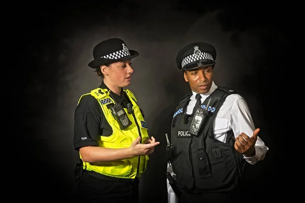 İki İngiliz polis memuru — Stok fotoğraf