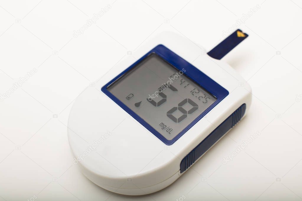 Portable glucose meter for blood sugar levels