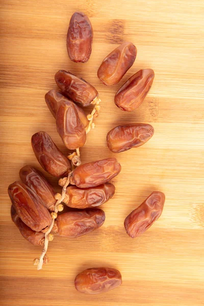 Getrocknete Datteln (Früchte der Dattelpalme)) — Stockfoto