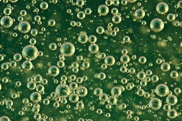 Kleine Grote Zuurstofbellen Groene Vloeistof — Stockfoto