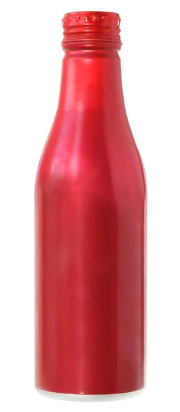 Beba em uma garrafa de lata vermelha isolada — Fotografia de Stock