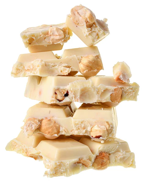 Rozbitá Bílá Čokoláda Celými Lískovými Ořechy Izolované Bílém Pozadí — Stock fotografie