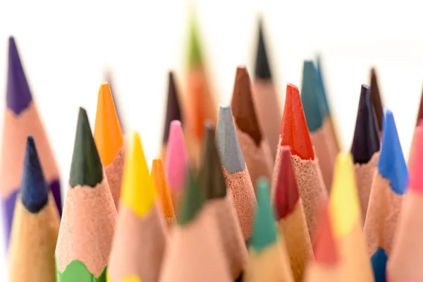 いくつかの着色された鉛筆のサイドビュー ストック画像