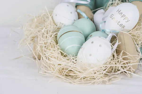 Masada yumurtalarla Paskalya sofrası 