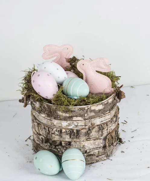 卵の季節の飾り4月の形の子供オブジェクト ロイヤリティフリーのストック画像