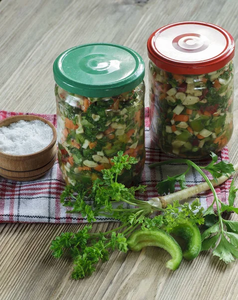 Chopped vegetables in jar — Stock Photo, Image