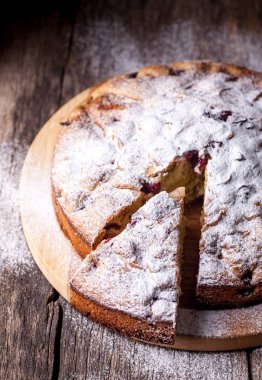 elmalı turta ve kiraz