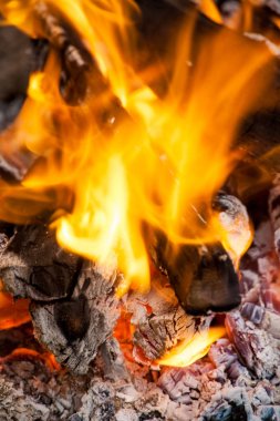 odun ateşinde