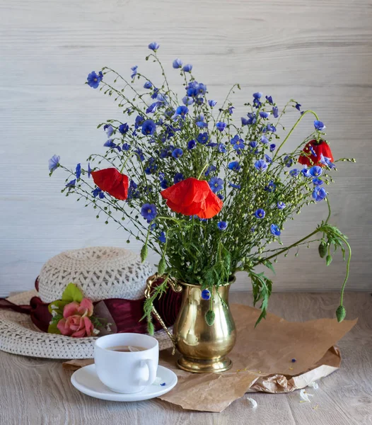 Wildflowers and poppy — Stock Photo, Image