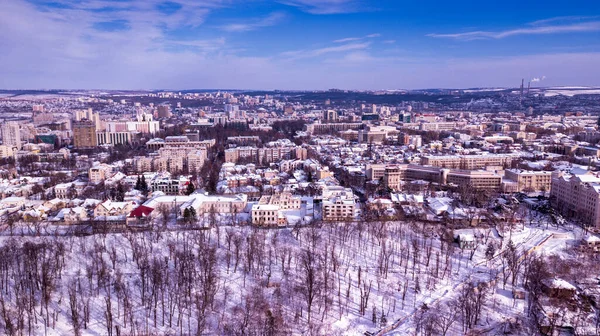Letecký pohled na staré město Kišiněv, Moldavsko v zimním dni — Stock fotografie