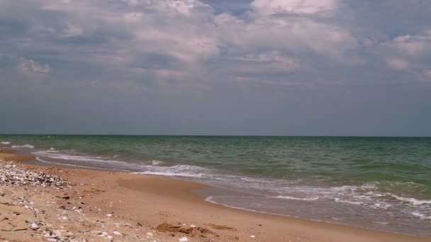 Vista Mar Desde Playa Con Cielo Soleado Nubes — Vídeo de stock