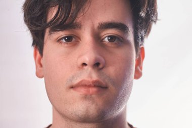 Beyaz Arkaplanda İzole Edilmiş Dürüst Adam 'ın Yakın Çekimi