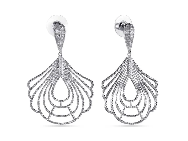 Boucles d'oreilles élégantes en or blanc avec diamants, sur fond blanc, bijoux — Photo