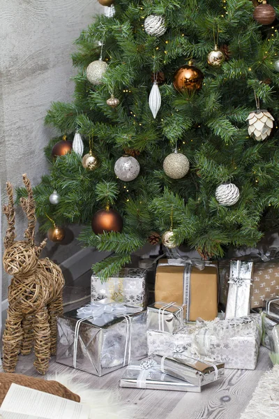 Beautiful Decorated Christmas Tree — Stock Photo, Image