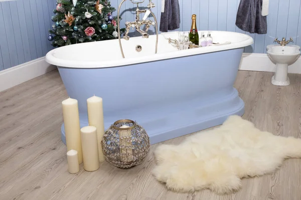 Christmas Bathroom Interior Decoration — Stock Photo, Image