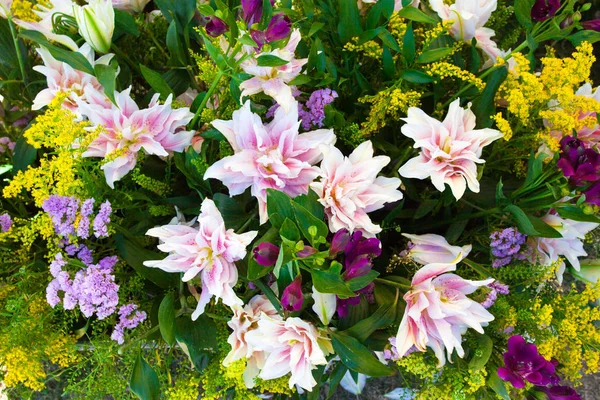 Beautiful Roses Lylies Boquet Background — Stock Photo, Image