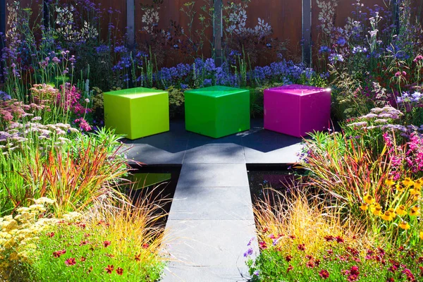 Zomer Rustige Tuinlandschap Patio Gebied — Stockfoto