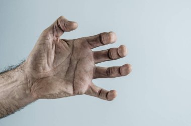 mavi bir arka plan üzerinde hayalet el