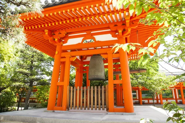 Rituelle Glocke im buddhistischen Tempel — Stockfoto