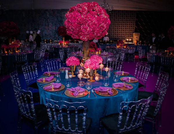 Juego Mesa Boda Elegantemente Decorado — Foto de Stock