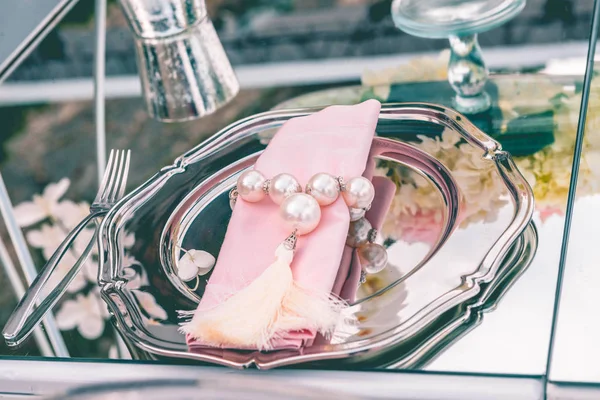 Elegantly Decorated Wedding Table Set — Stock Photo, Image