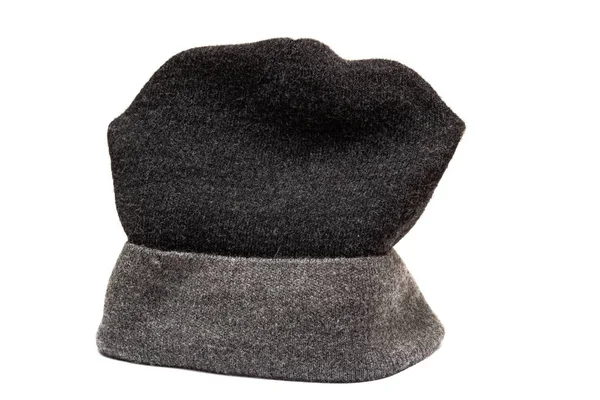 Cappello in lana nera isolato su sfondo bianco — Foto Stock