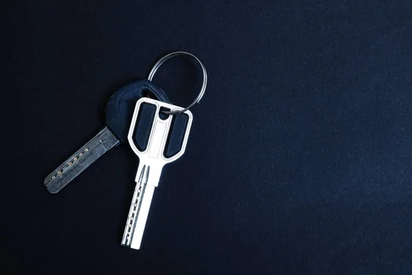 Door Keys Black Background Close Copy Space — Stock Photo, Image