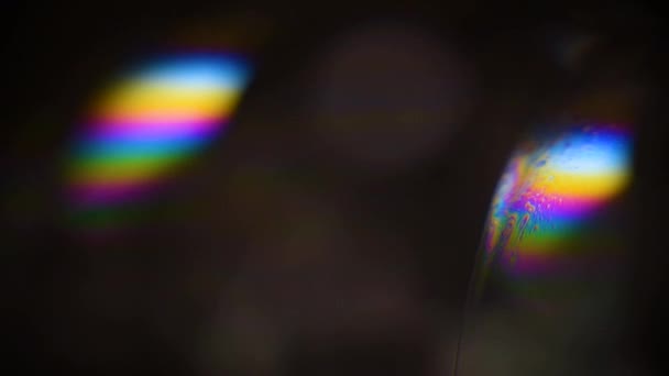 Burbujas Jabón Los Colores Todo Espectro Mezclan Superficie Las Burbujas — Vídeos de Stock