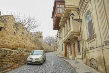 Bakıda Icheri Sarayı. Azerbaycan. Eski kale, Bakü eski şehir giriş kapısı. Bakü, Azerbaycan. Bakü'deki eski şehir duvarlarının. Icheri Şirvanşahlar Sarayı bir Unesco Dünya Mirası olduğunu