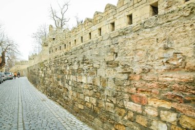 Bakıda Icheri Sarayı. Azerbaycan. Eski kale, Bakü eski şehir giriş kapısı. Bakü, Azerbaycan. Bakü'deki eski şehir duvarlarının. Icheri Şirvanşahlar Sarayı bir Unesco Dünya Mirası olduğunu