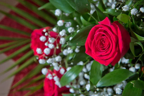 Bouquet Rose Rosse Fresche Bouquet Rose Rosse Immagine Fiori Rossi — Foto Stock