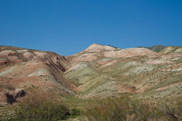 Vista Bela Montanha Vermelha Listrada Montanhas Vermelhas Xizi Azerbaijão Colinas — Fotografia de Stock