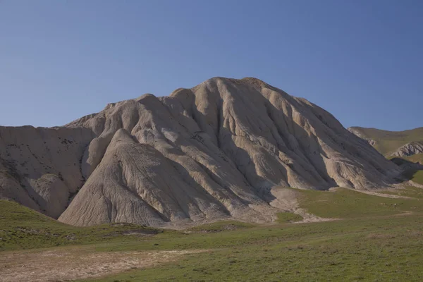 Güzel Çizgili Ağaçsız Dağ Manzarası Xizi Azerbaycan Daki Dağlar Renkli — Stok fotoğraf