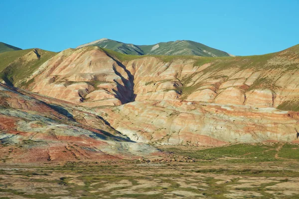 Vista Bela Montanha Vermelha Listrada Montanhas Vermelhas Xizi Azerbaijão Colinas — Fotografia de Stock