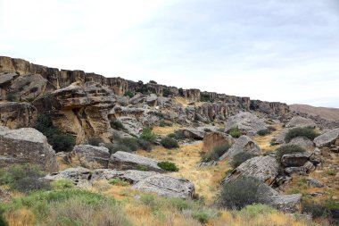 Gobustan Ulusal Parkı. Gobustan Ulusal Parkı, Azerbaycan 'daki en eski yerleşim birimi, Unesco tarafından korunuyor. Gobustan, Azerbaycan.