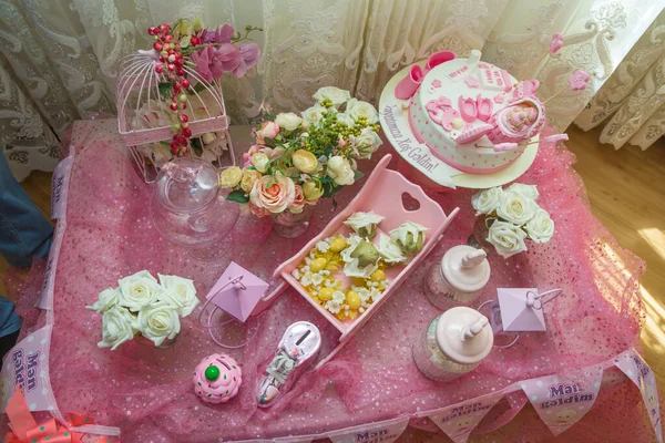 Azerbejdżan Baku 2017 Pink Candy Bar Słodyczami Przyjęcie Urodzinowe Dla — Zdjęcie stockowe