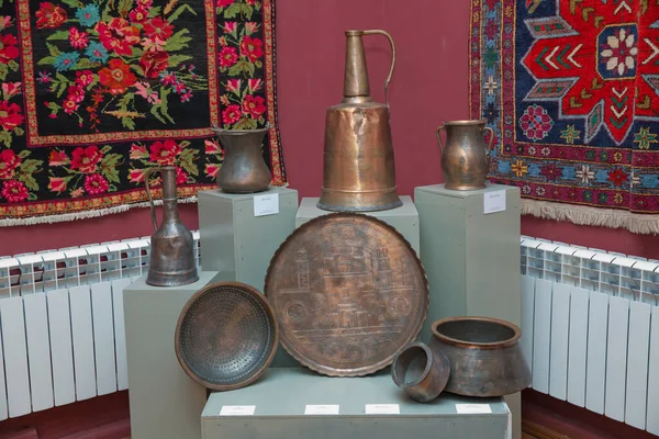 Azerbaiyán Bakú 2020 Varias Ánforas Expuestas Museo Arqueológico Nacional Exposición — Foto de Stock