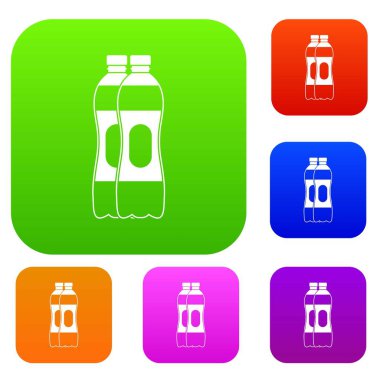 İki plastik şişe koleksiyonu ayarla