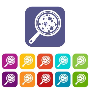 Kutsal kişilerin resmi üstünde tahta malzemelerle pizza düz ayarla