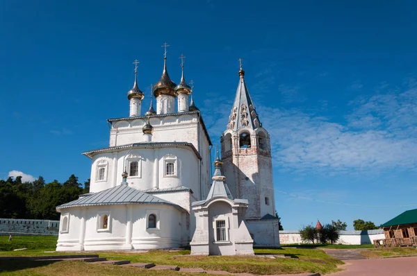 Dreifaltigkeitskloster der Heiligen Nikolas auf dem Puzhalova-Berg in Gorochowez, Russland — Stockfoto