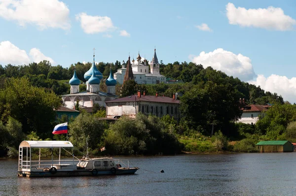 美丽的全景 Gorokhovets 在夏天。俄罗斯 — 图库照片