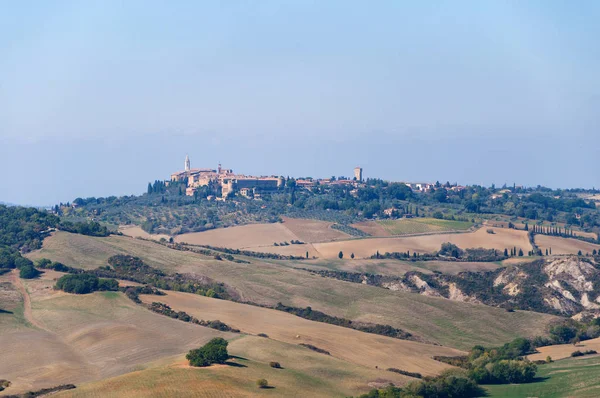 Όμορφο φθινοπωρινό τοπίο του Val dorcia στο φόντο Pienza: Τοσκάνη, Ιταλία — Φωτογραφία Αρχείου