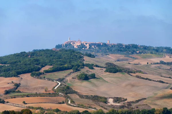 발 dorcia 배경에 피 엔 자 투 스 카 니, 이탈리아의 아름 다운가 풍경 — 스톡 사진