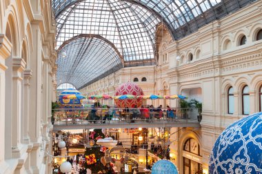 Moskova, Rusya - 3 Aralık 2017: Noel ve yeni yıl dekorasyon sakız, Moskova, Rusya.