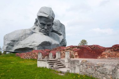 Brest, Belarus - 2 Mayıs 2016: Anıt ana anıt karmaşık Brest Kalesi-kahraman