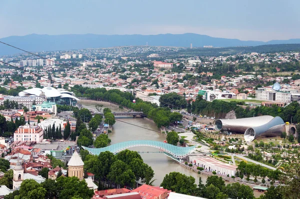 Vacker panoramautsikt över Tbilisi, Georgien — Stockfoto